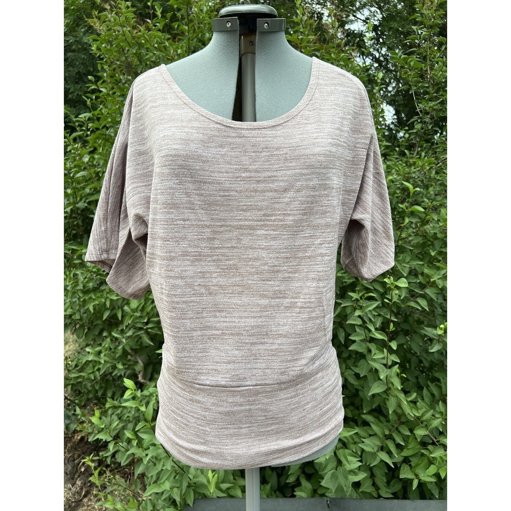 One Step Up Women's‎ Pullover Top Size M